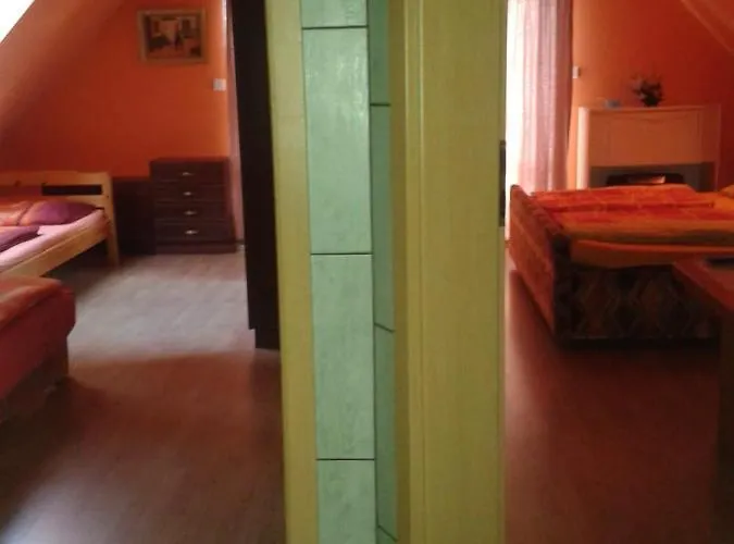 招待所 Ranczo 波别罗沃